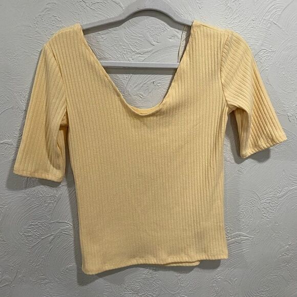 NWT MNG by mango yellow top - Picture 2 of 4